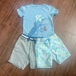 Dinosaur Tee with Bunny 🐰 Ears & Two Shorts Set Size 4T